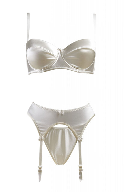 Gracya Lucy Cream Bra Set with Matching Matching Brief and waist detail Belt, Separate Packaging